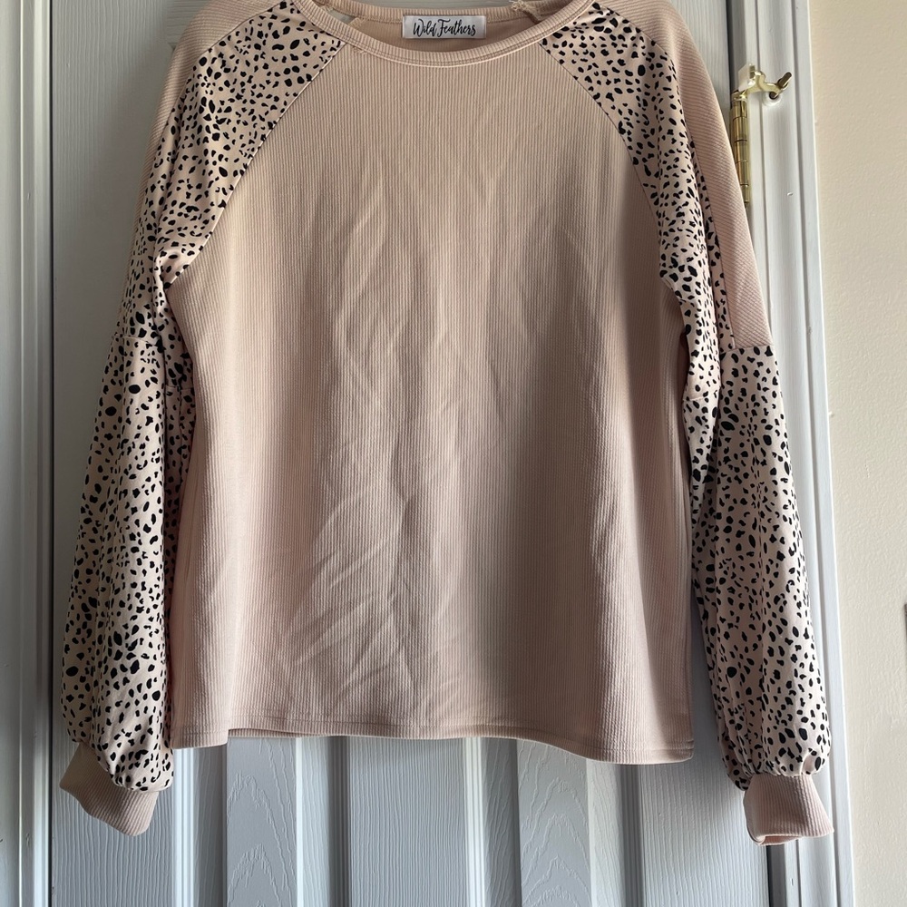 Feathers Boxy Long Sleeve Sweatshirt